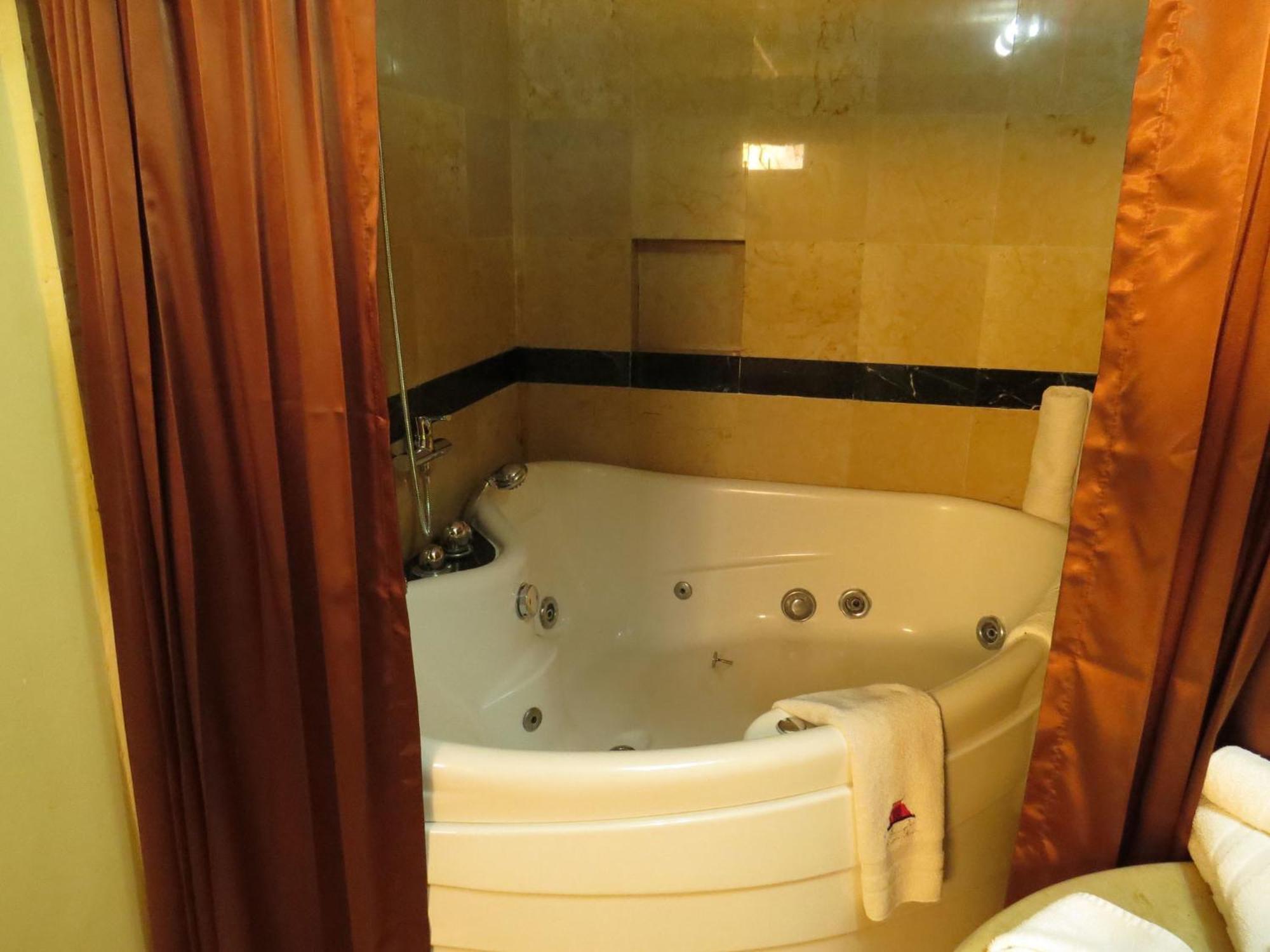 Hotel Ruinas Resort Huehuetenango Rom bilde